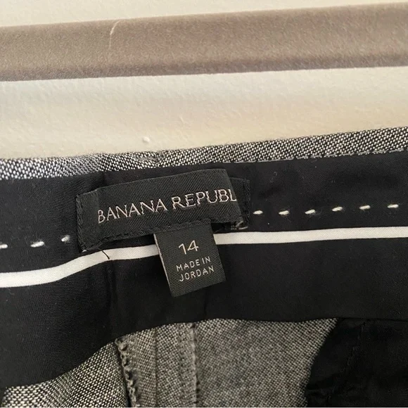 NWT Grey Banana Republic size 14 pants. - Picture 3 of 9